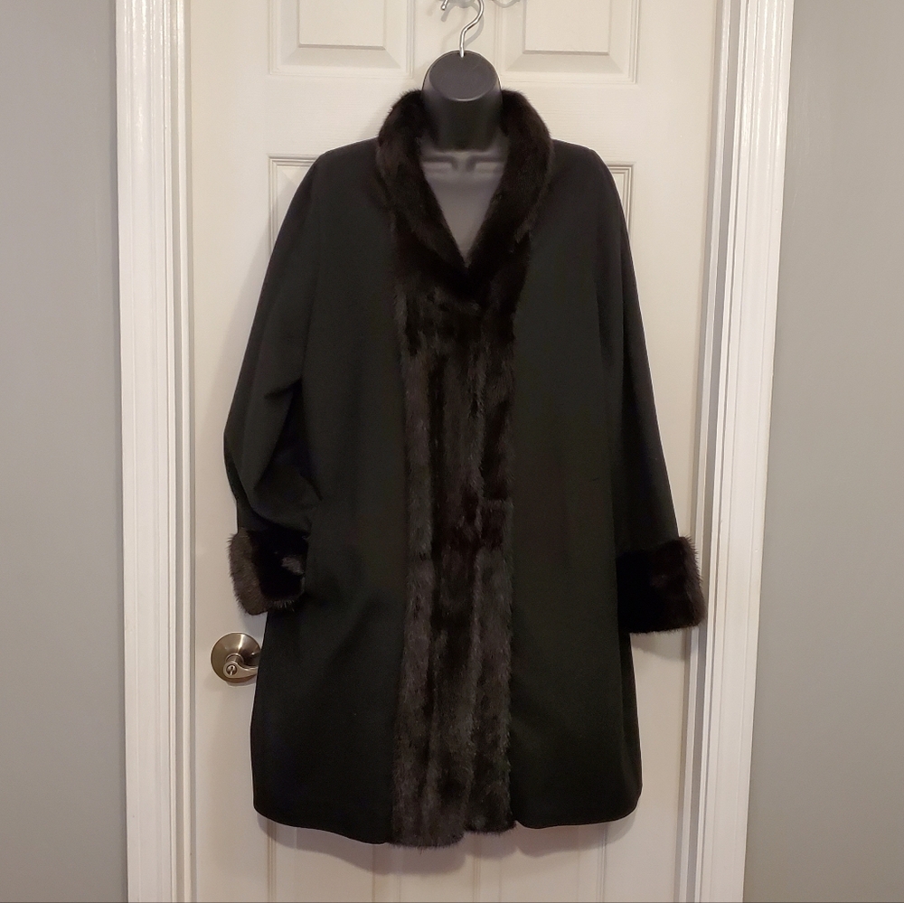 Audrey Talbott Cashmere And Mink Fur-Trimmed Women's Coat